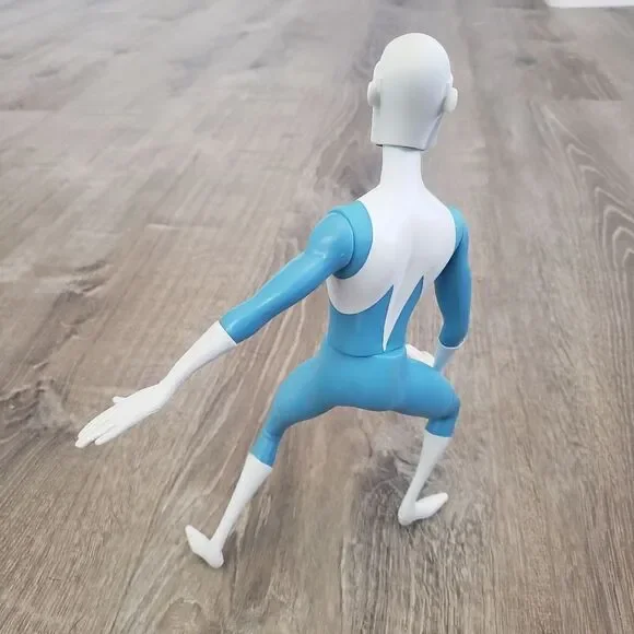 Vintage 2003 Frozone Disney Pixar Hasbro The Incredibles 10" Action Figure - Picture 4 of 12